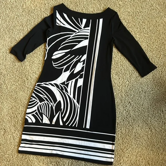WHBM black & white 3/4 sleeve dress. Sz XS. Cute dress! - Picture 3 of 6